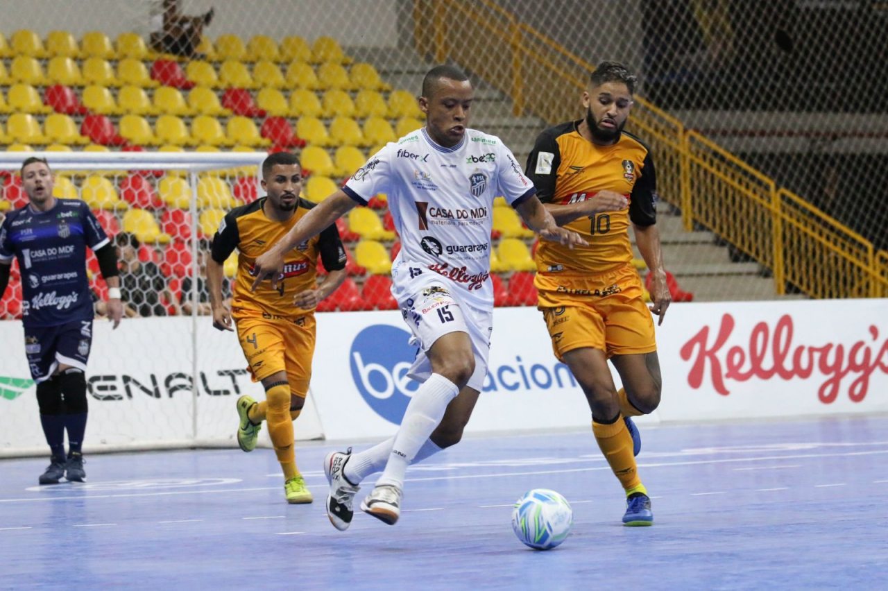 Sorocaba vence Carlos Barbosa e é campeão mundial de futsal