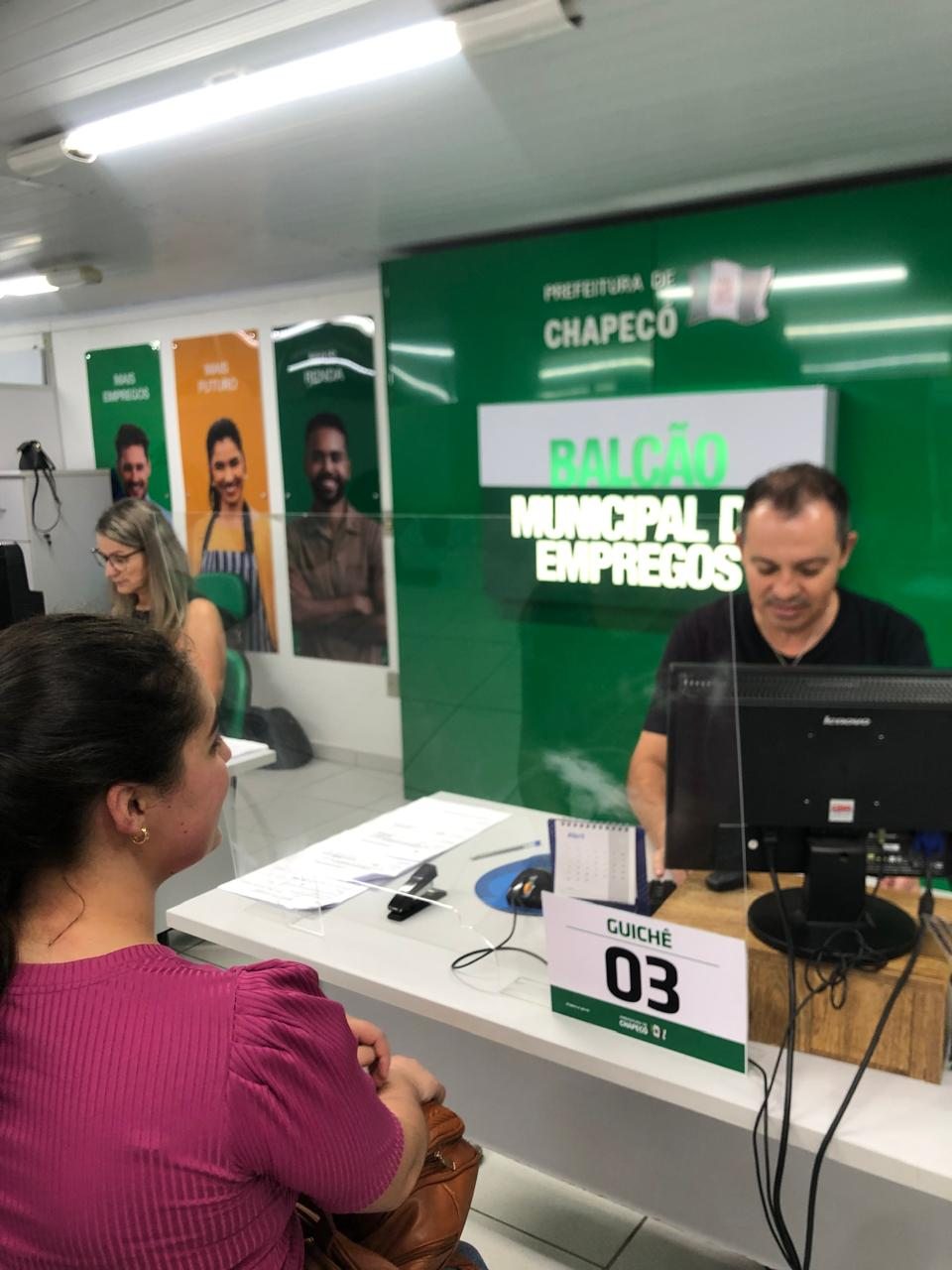 Balcão De Empregos De Chapecó Oferece 911 Vagas Di Regional Portal De Notícias De Chapecó E 9357