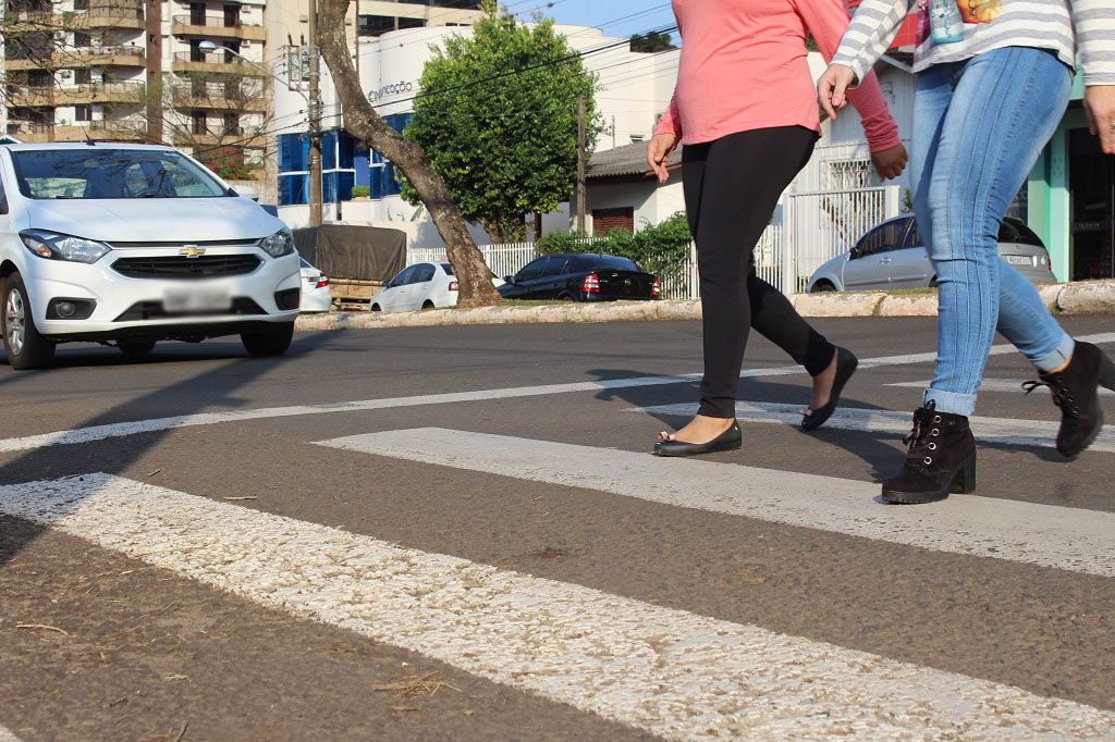 Pedestre, A Responsabilidade Por Um Trânsito Seguro Também é Sua - DI ...